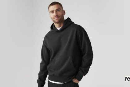 Syna World Hoodie